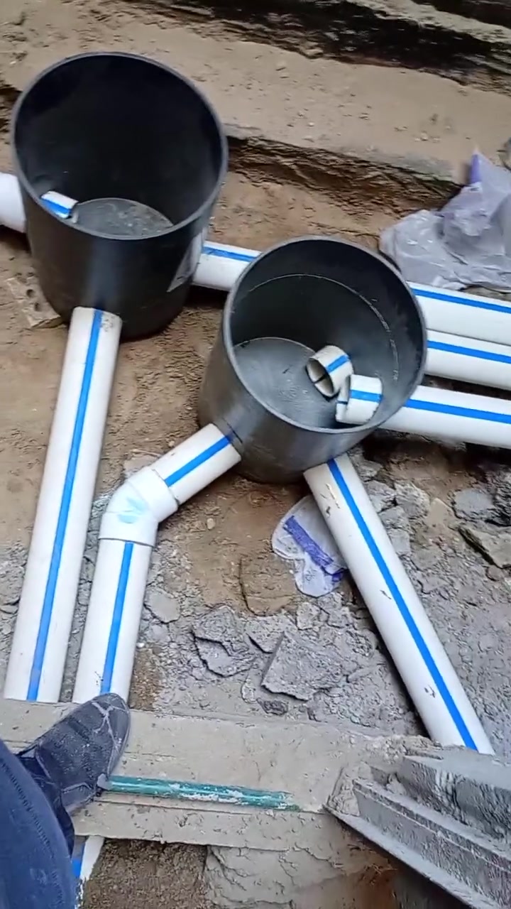 @السلام عليكم أهل الفلوجة الطيبين 👋  
أني محمد أبو طه، سباك تأسيسات صحية عامة.

شغلي يعتمد على جهاز الليفل مو على العين، لأن الميل الغلط يكلفك فلوس وانسداد كل شهر.  

شعارنا: *الهندسية المبتكرة = شغل علمي + ضمان سنة*

📍 خدمتي داخل الفلوجة وضواحيها  
📞 ***********  
📞 ***********

شرفونا بالمتابعة، وكل يوم نصيحة جديدة عن المجاري والتأسيس 👇#محمد_ابو_طه #سباك_الفلوجة #تأسيسات_صحية #الأنبار #بناء_الفلوجة #الهندسية_المبتكر
