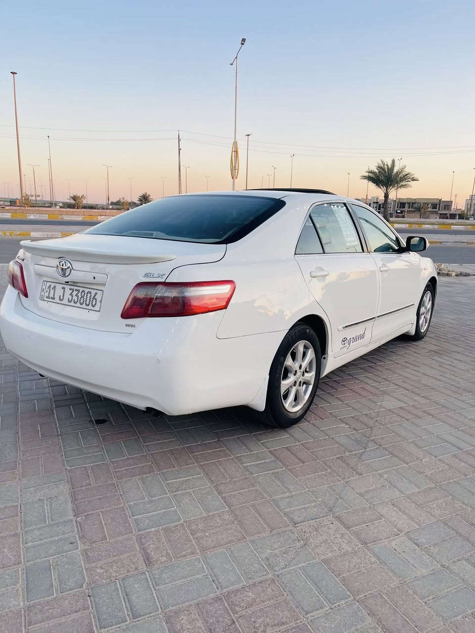 تحيه طيبه
السلام عليكم للبيع كامري موديل 2008 وارد خليجي شركة افطيم رقم بغداد دولي باسمي تحويل مباشر 
مكفوله كفاله عامه 
محرك 4/2400
فول مواصفات اعله فئه بالكامري واحد على واحد 
المواصفات تحكم استيرن جهتين كامره خلفيه مثبت سرعه  برده خلفيه فتحه سقف كشن كهرباء حساس امامي وخلفي تبريد قطعتين ثلج 
صاج ملكي 
اناره ترحيب  يعني السياره جاهزه مال جناي ومامتعوبه  مسويله ادامه كامله 
كير محرك كفاله تخم تاير صدر امامي وخلفي 
يعني السياره جاهزه خير من الله وبالعافيه ع ياخذه 
وشرط الفحص 
السعر المطلوب 118
الاستفسار الاتصال 
***********
***********
غير متواجد ع فيس 
مكان السياره فلوجه
