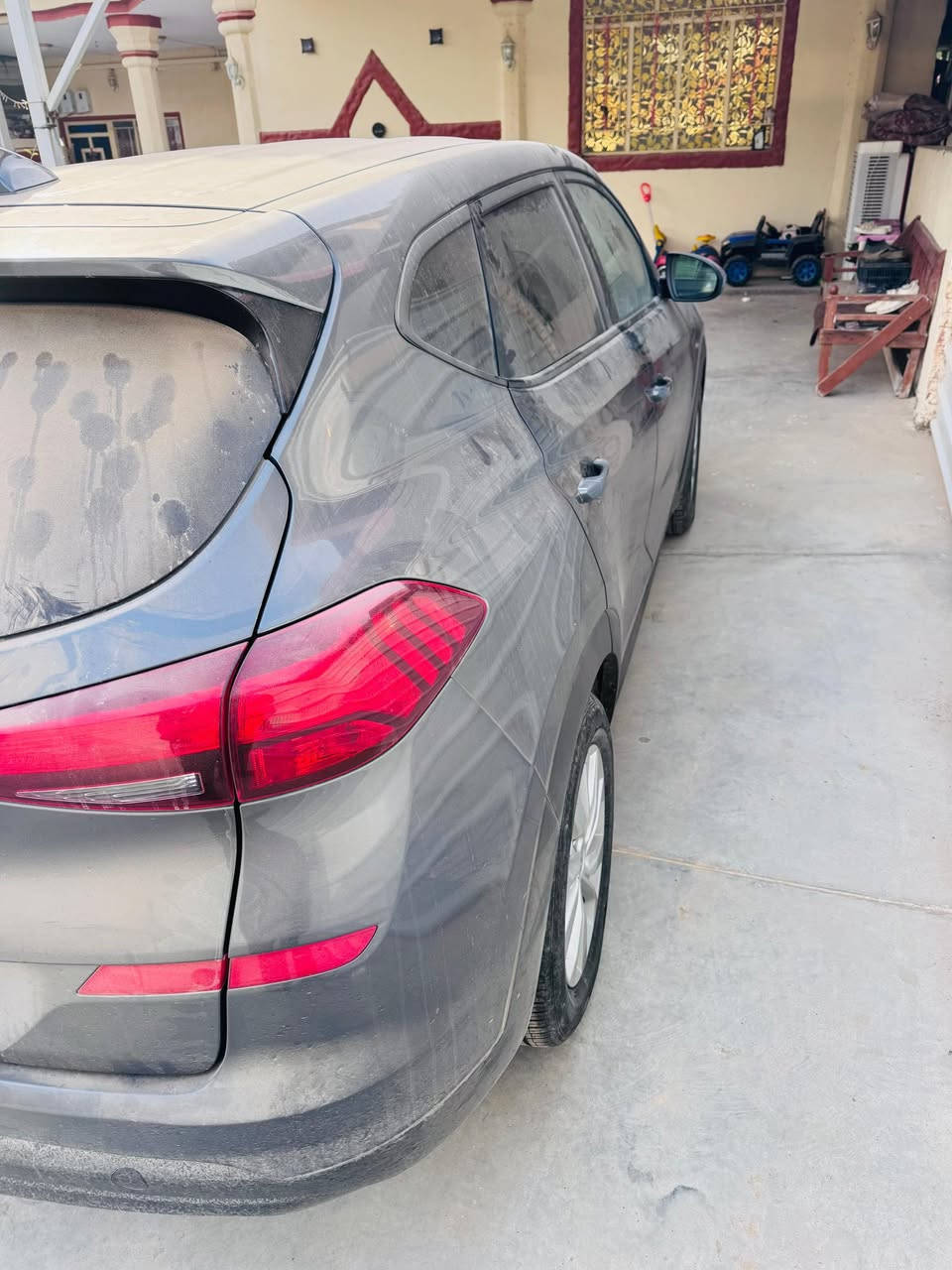 سياره توسان موديل 2019 وارد امريكي ضربه فقط دعاميه الجه المعاكسه لل سايق  ومبدل نفس اللون مكفوله من الصبغ مكفوله من الضرر رقمه باسمي كامل تحويل مباشر  تخم تاير جديد صدر جديد وشاشه وهاند بريك كهرباء مكفوله من الصبغ والضرر السعر 173 وبيه مجال
 الشراي يتصل عل رقم ***********
بي واتساب غير متوفر فيس بوك
