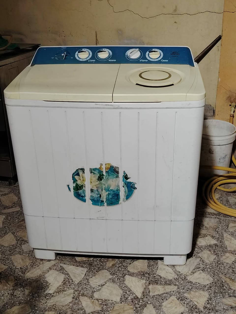 براد حجم جبير 3حنفيات يعني تصير بيه منضومة ماي سعره قفل 100 شراي خاص بيع مستعجل


**إذا كنت صاحب هذا الإعلان وتريد حذفه لأي سبب، رجاءا أرسل رسالة إلى الدعم الفني**