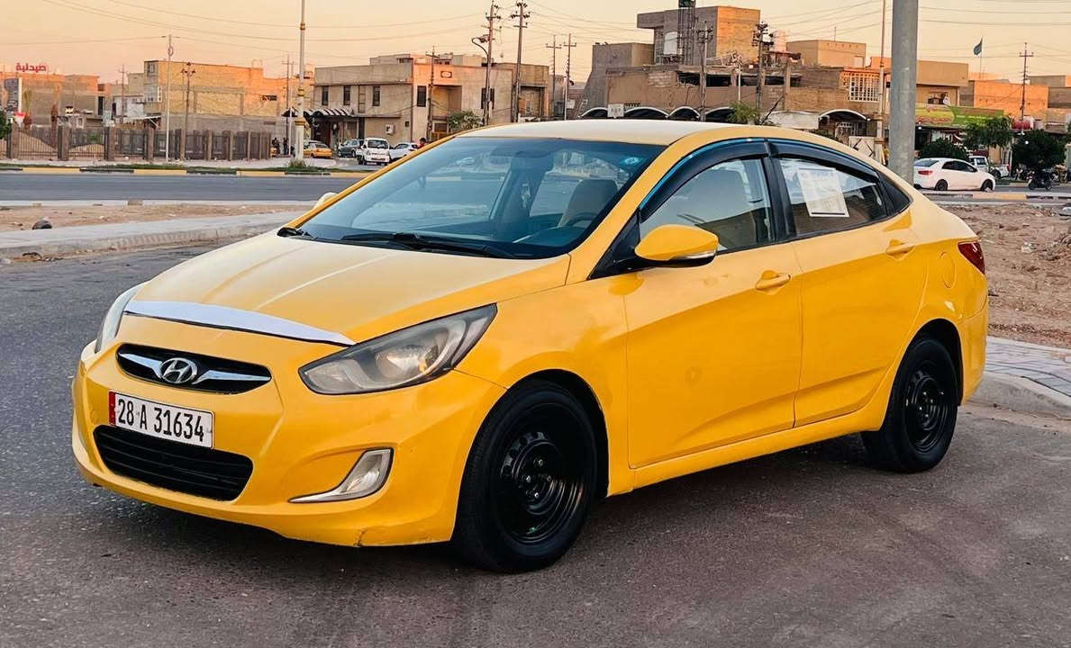 هونداي اكسنت موديل 2012 خليجي مكفولة كفاله عامه ماعده بيهه طخه بل جاملغ الخلفي فقط والباقي مكفول كفاله عامه مكينه 1600 وكير مكفولات حداديه جديده تخم تاير جديد تبريد ثلج دوشمه جديده شاير بل مري السياره جديده وجاهزة بمعنى الكلمه السعر72الاستفسار*********** رقم نكليزي بسمي سنويه 2031 مشروع وطني مصفره هيه وغرامات مكان سياره كربلاء
