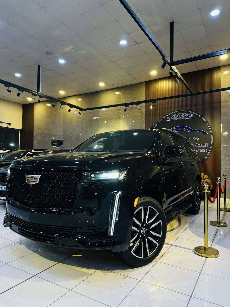 سلام عليكم سكاليد كاديلك موديل 2021 دخول جديد قبل اسبوع دخلت العراق كتاب ضباط رقم بغداد حادثهة سرقة فقط صور الحادث مرفقة مع المنشور مكان السيارة النجف السعر(575) وبيهة مجال للأستفسار ***********
