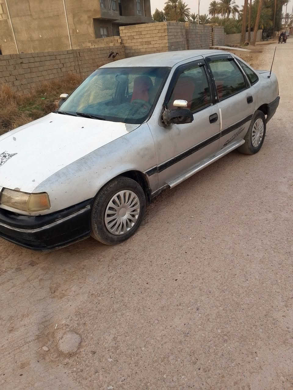 اوبل فكترا ٨٩ رقم ديالى سنويه ٢٨ سعر ٢٠ ورقه العنوان الخالص صاحبه يريد تحويل 
لتواصل رقم الهاتف ***********
