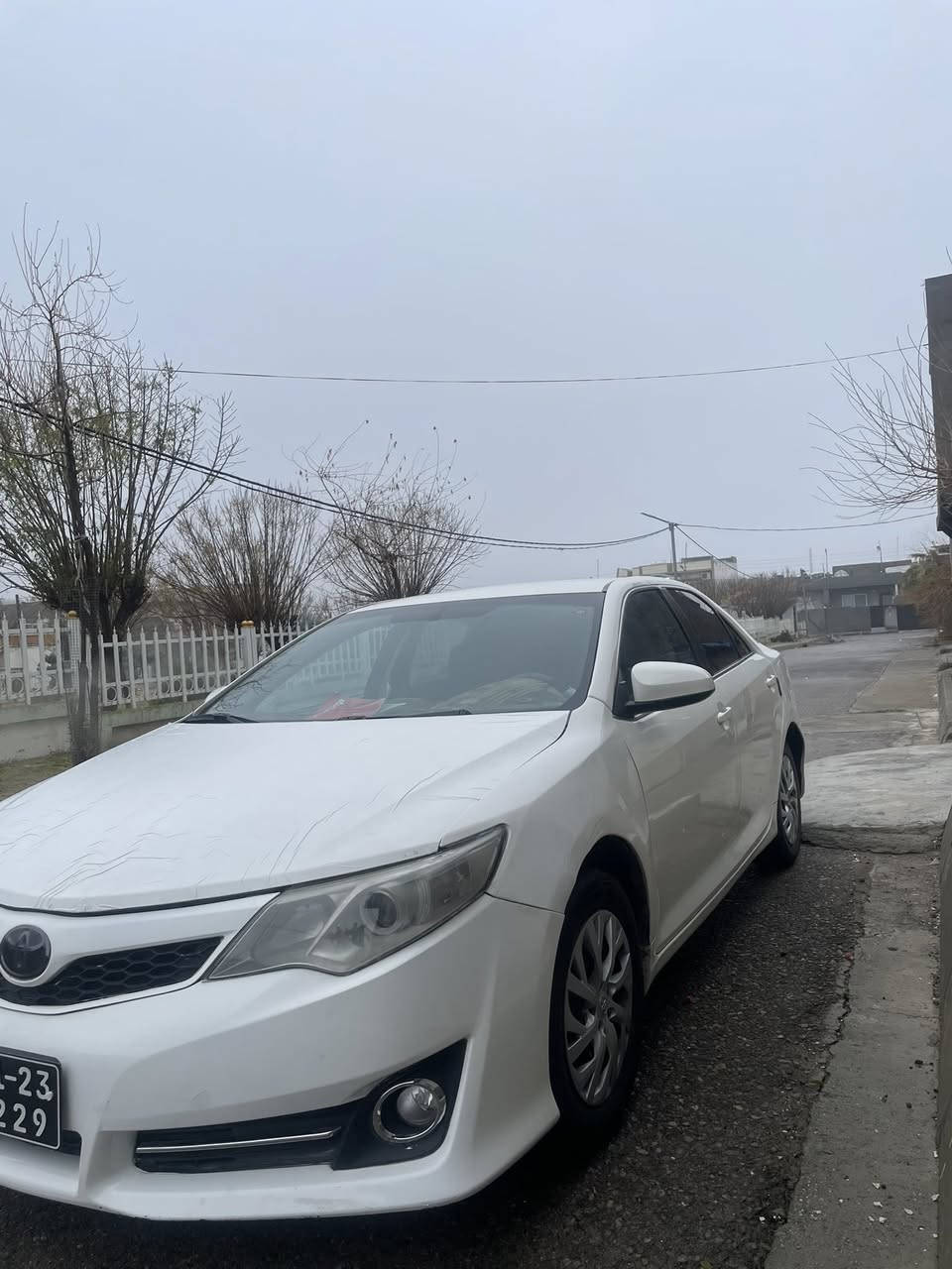 کامیری ٢٠١٥ 
بێ رەقەم (بدون رەقەم) براوەی دوبەی 
گێر و مەکینە و کارەبایات بە شەرت 
نوقستانی تیا نیە بۆ سحر چات کە یان تەلەفون ***********
