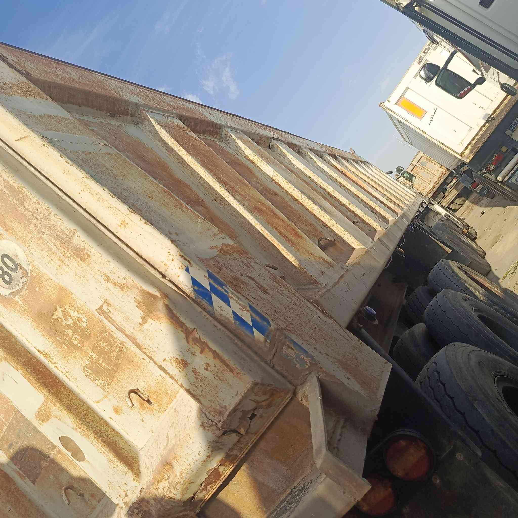 سلام عليكم عربانه علم  للبيع ذرعتها 45 سعرها 120
***********
