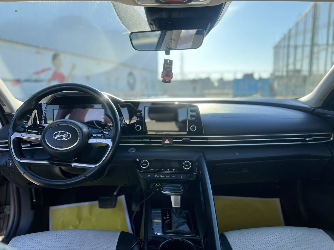 السلام عليكم النترا موديل 22 وارد امريكي مكينه الفين دوش المرغوب  للبيع فول فول مواصفات بدون ذكر المواصفات اخوان لان معروفه  من عدا الفتحه حادثه بامريكا خشم الجاملغ شويه منه وطارف البنيد جهة اليسرى ومصلحه ع بارد بدون دواخل مكفوله من تبديل شواصي ولغود كفاله عامه وصار بيها حادث بالعراق ذيل جاملغ صبغ وطخه جدآ بسيطه بالباب جهة عكس سايق والباقي كله مكفول سياره خير من الله اخوان والله شاهد سياره من اخذته ولليوم فيت بمب مافتحه بعده كل سياره ع وضع شركة سعر 155 وبيه مجال  الإتصال والاستفسار      رقم السياره أربيل.    ***********
