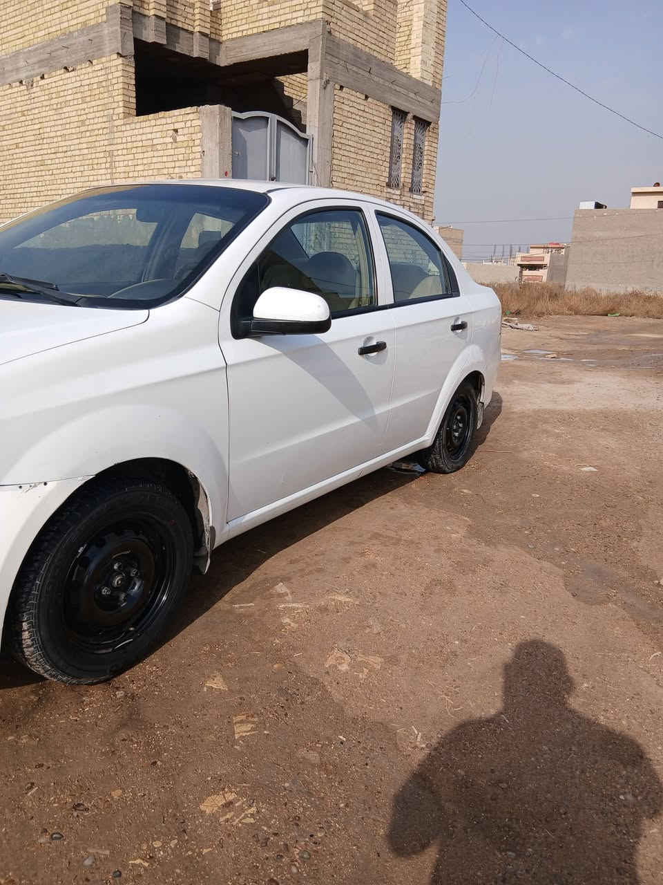 سلام عليكم
افيو2011 لبيع 
وارد خليجي
محرك مفتوح 1600
مكفوله فقط بيه خيط تبخير بدايه 
السعر 73
وبيه مجال بسيط 
بغداد الشعله ***********
