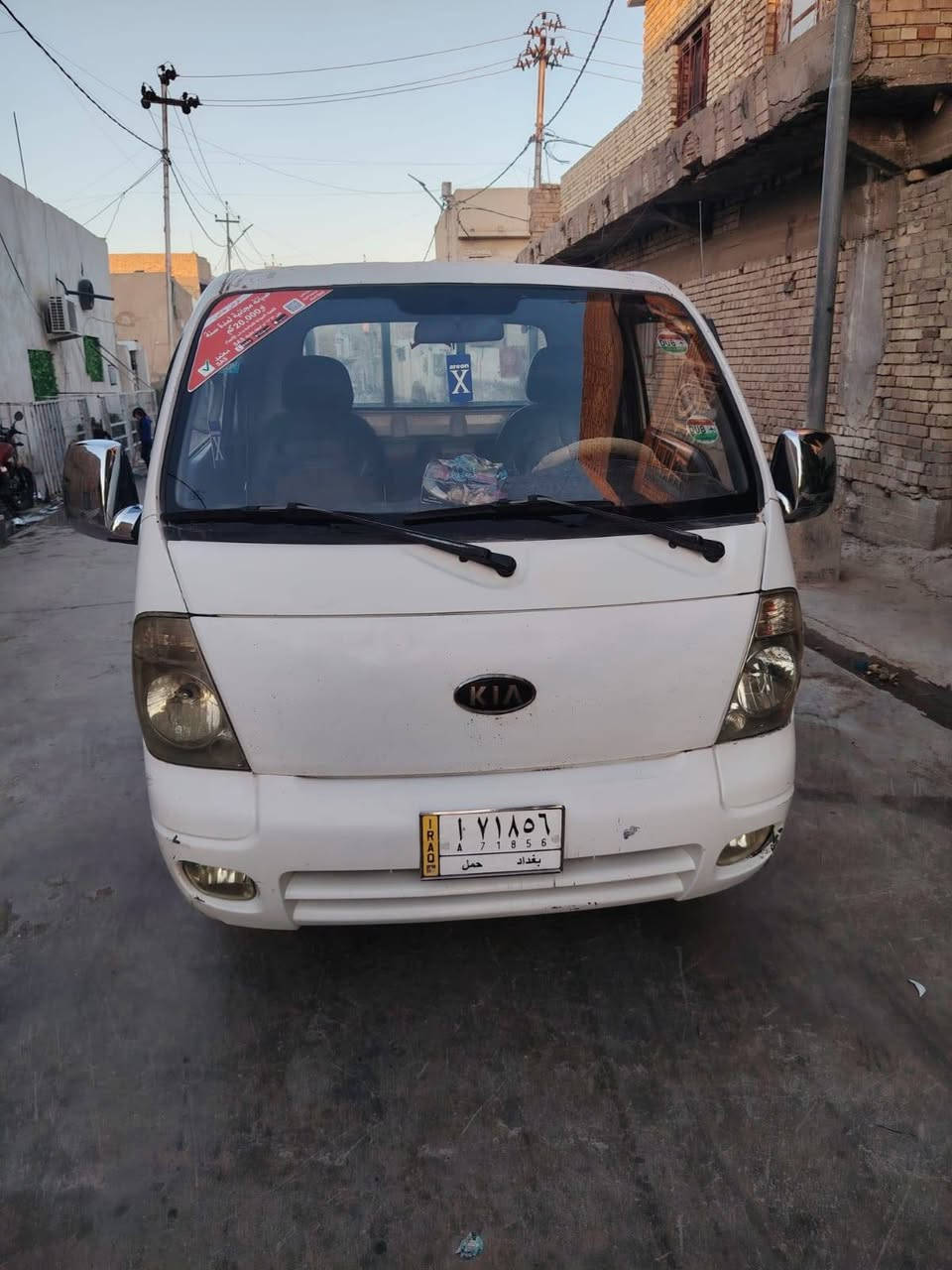 سلام عليكم ورحمة الله وبركاتة  كيه حمل للبيع موديل 2008 رقم بغداد مشروع وطني تحويل مباشر تخم تاير جديد سياره جاهزه لاخير مكينه وكير شاصي ورقم شاصي مكفول مكفوله من كلشي مكاني واسط النعمانيه السعر 82 وبيها مجال ***********
