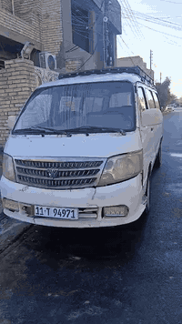 السلام عليكم فتون للبيع موديل 2009 السيارة بيها خياسات ولاكسل بي صوت خفيف السعر 35  وبيها مجال بصيط العنوان بغداد  الشعب ***********
