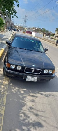 عندي هاي بي ام موديل ٩٢ الحجم ٧٣٠ مفتوح كير مكينه جديد تخم تاير جديد و...