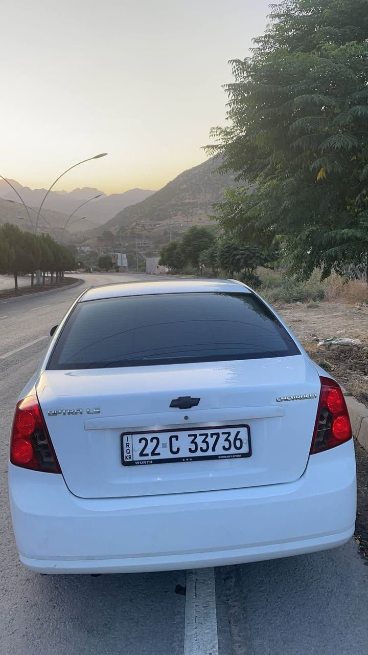 ئۆپترا مۆدیل 2012
گێر و مەکینە بەشەرت 
تەقە و رەقەی بە شەرت
سەنەوی و رەقەم نوێە
تەبرید سارد و گەرم بە شەرت
کارەبایی بەشەرت
سەیارەکە بێ بۆیاخە 
(یەک چاملخی ساردە کوتە…یەک دۆسەی سبوخە)
0751 219 12 73
سحری93 محاملە سوران, أربيل
