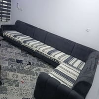 ديوان زاويه ٨م • رصاصي غامق • كرسي يحتاج رجلين