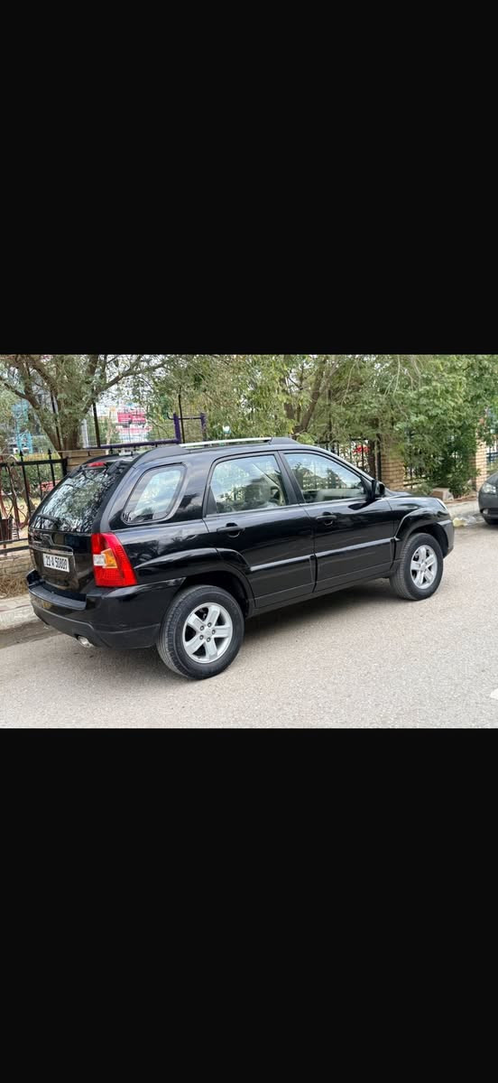 سلام وعليكم سبورتج خليجي مديل 2009 سياره كلش حلوه وجديده سياره جاهزه ما تصرف عليه تخم تايرات محرك كير تبريد خير من الله مكفوله من لصبغ بيها كارد تكحيل بل جاملغ الامامي سونار موجود بل منشور رقم سليمانيه تحويل سعر 115$ وبيها مجال ديالئ 

‭0773 934 8594‬
