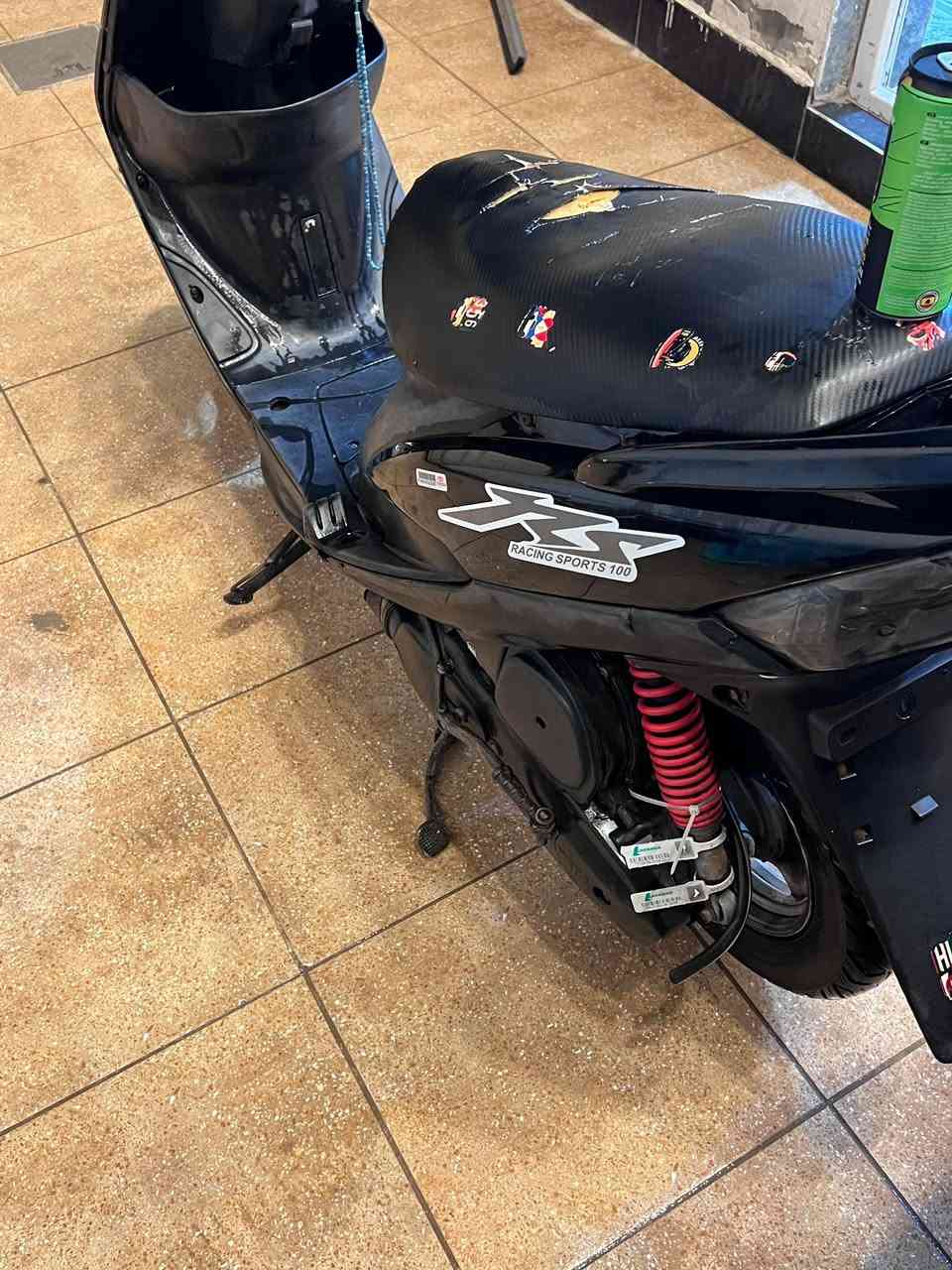 السلام عليكم دراجه ماكس عدله120 نضافه فول بلاديه  هندر شغال نكره سلف بي وقت كهربائيات شغاله السعر650 مكاني بغداد ابو غريب  *********** بي واتساب
