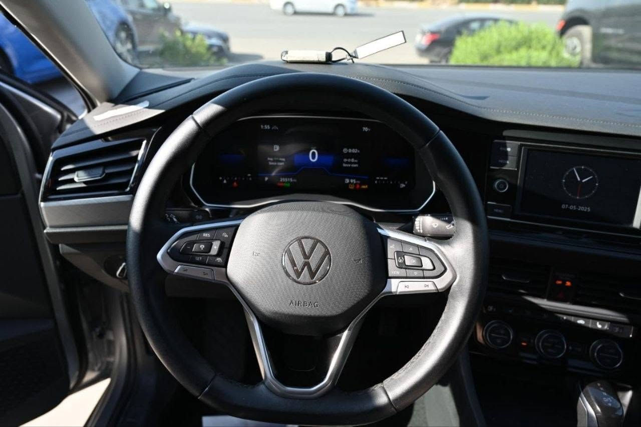للبيع فقط
VW JETTA SE 2024 
فولكسواكن جيتا SE 2024 

⚙️ محرك 4 سلندر 1.5L توربو 

◽نظام دخول ذكي 
◽كشنات تدفئة
◽نظام تحذير مغادرة المسار 
◽نظام محافظة ع المسار 
◽نظام نقطة عمياء 
◽نظام تنبيه حركة المرور الخلفية 
◽فرملة طوارئ تلقائية 

ماشية 25 ألف فقط ✅

بدون رقم
مكان السيارة أربيل شارع 100

السعر 13.500$
رقم الشاصي مُرفق بالصور 
للإستفسار 
*********** إتصال أو واتساب 

#فولكسواكن #للبيع
