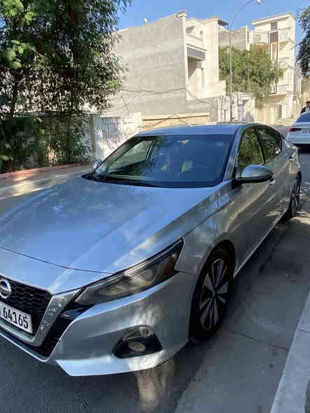 بيع سريع نيسان اللتما موديل 2020 بأسمي فئة SL تلث قطع السعر 145 السيارة خير من الله بدون اي نقص للاستفسار اكثر اتصل ***********
