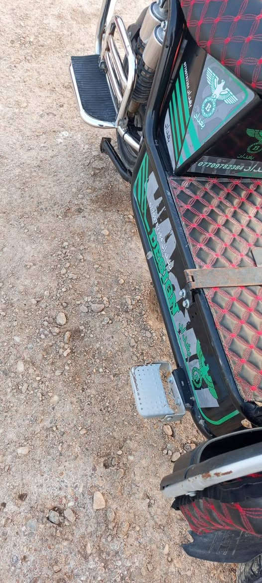 السلام عليكم ماطور شحن لبيع
نظيف اخو الجديد بطاريات فول 
السعر 650وبي مجال لاستفسار الاتصال ***********
