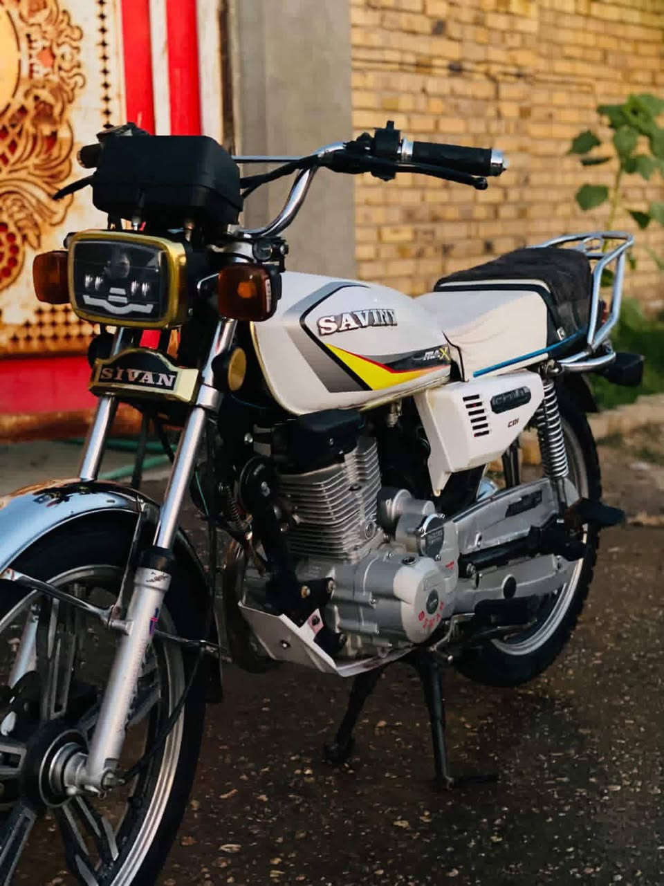 سلام علبكم دراجه سافان  لبيع اوراق اصوليه موديل 2021 دراجه كامله من كلشي ماناقصه برغي نكره  سلف كهربايات كله شغاله  ابريك امامي وخلفي مكينته ناعمه حيل دراجه متعوب عليه سعر 450 قفل مكاني بابل قضاء لهاشميه متواجد فيس واتساب وهاذا رقمي ***********
