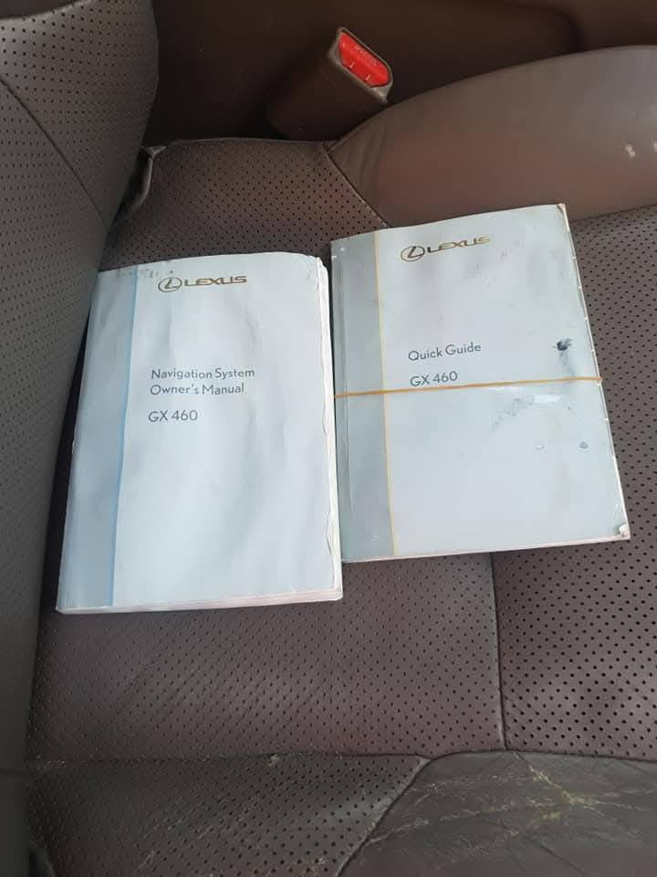 للبيع لكزز برادو موديل ٢٠١٢ خليجي بريمي ٨ سلندر حجم المحرك ٤٦٠٠
رقم بغداد جديد انكليزي مع هزه ومفحوصه لغاية ٢٠٢٩
المواصفات:
رادار +حساسات +جكات رفع +موازنة ميلان
شاشات عدد ٣
مكفوله محرك مع الكير 
السيارة بيه صبغ قطعتين اثر شخوط باب مع جاملغ خلفي الجهه اليمنى
الكراسي الامامية كهربائية مع تبريد وتدفئة
تشغيل عن بعد مع بصمتين 
دخول ذكي مع ترحيب
كشنات جلد
كتلوك مع العده الاصليه
زراكات اضويه 
تبريد ٣ قطعة 
السعر (250 ) وبيه مجال بسيط 
الاستفسار الاتصال بالرقم ***********
مكان السياره بغداد
