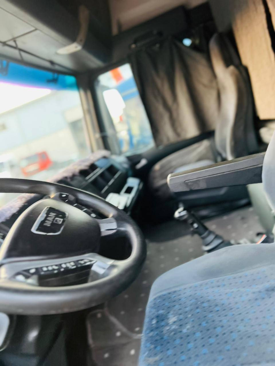 للبيع مان موديل 207سنگل گير عادي هاف حجم محرك 440انجتر سياره مكفول جاهز له شخول  عنوان كلار معرز ئاسو طريق صناعة سعر 235$ورق بيشوي مجال رقم الهاتف ***********
