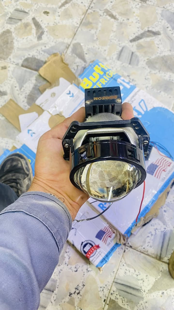 عدسه زنون للبيع مكاني عماره شراي يتصل ***********
