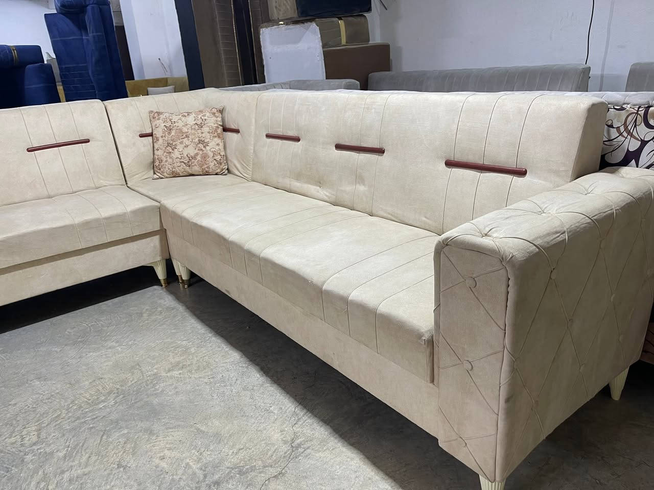 200هەزار
فول دەسکردە
زۆر توندووتۆڵە بێکێشەیە 
بێعەیب  زۆر باکووخاوێنە📦
ژ.م***********
