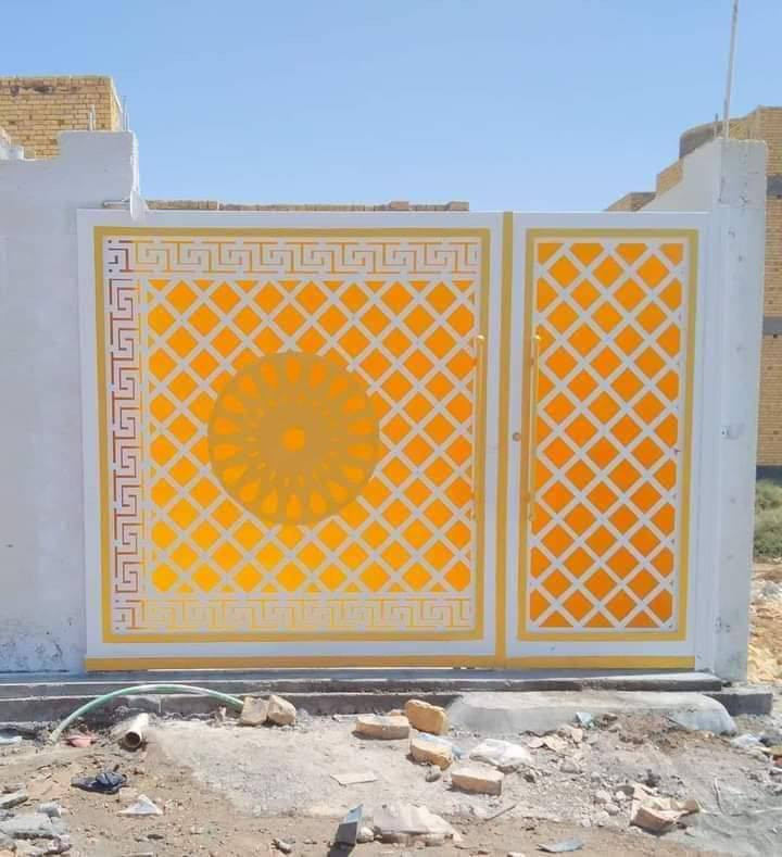 باب الشارع الرئيسي حسب الصورة والنقشة احدث موديلات كافة النقشات شغل درجة اولى وبي ضمان اتصل على ***********بي واتساب
