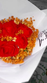 باقة ورد • تخرج • حسب الطلب