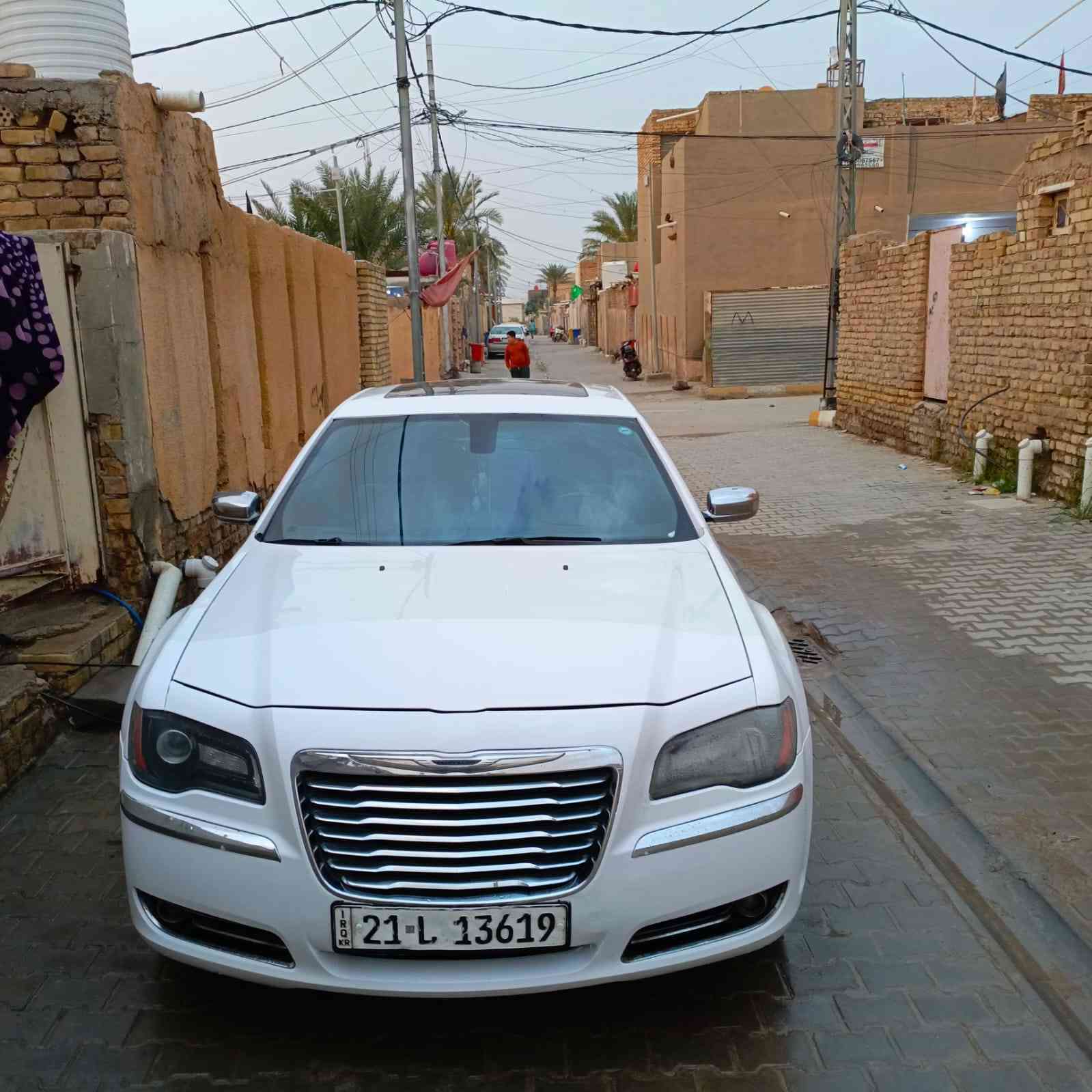 السلام عليكم 
كلايسلر2014☘️
300S
فول مواصفات مزوعة مواصفات 
السعر 155بيهة مجال 
تفاصيل اكثر اتصل ***********
300S
