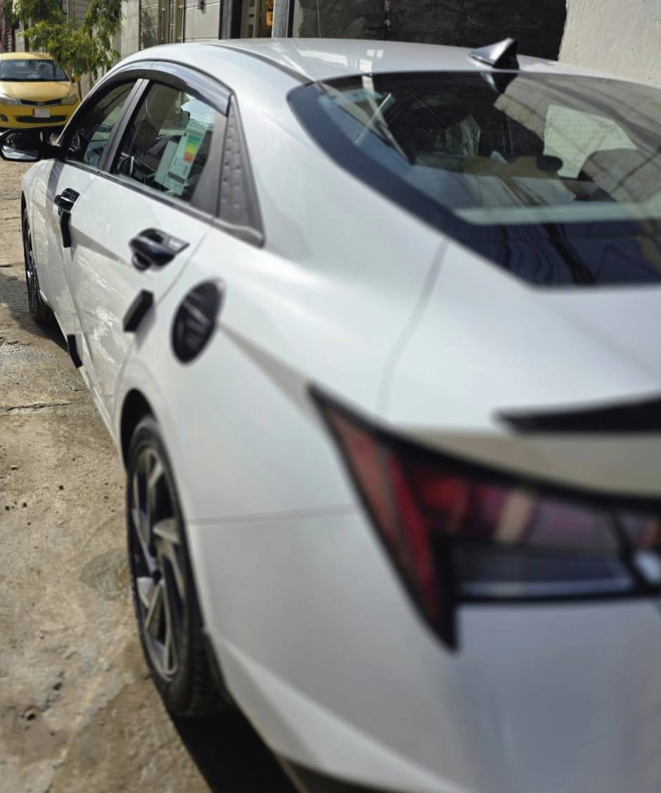 السلام عليكم
النترا 2024 خليجي كوري اصلي رقم بابل
مكفوله كفاله بيها باردpdr قليل بالباب الخلفي عكس السايق  بيها سونار
ماشيه 8 الف حقيقي وعل فحص سياره بعدهه جديده  بحالات الوكاله 
سبير والعده مانزلات بصمتين الكاع مغلفه جلد  
  مواصفات 
فتحه طكتين 
بصمه تشغيل 
بصمه ابواب 
تشغيل عن بعد
لايت عدسات كامله زنون 
بكلايت لد متصل 
جنطه ذكيه 
مري شفط 
دشبول الوان 
تبريد قطعتين 
خمسه ويل كب 18 
شاحن واير لس 
اريل انفكيشن 
تحكم ستيرن جهتين 
حساس امامي خلفي 
كامره خلفي دواره
4انضمام قياده 
عادي وسبورت ونورمان وايكو
محرك 2000 دوش 
يدات ومري ترحيب 
مانع انزلاق     وسنويه بسمي 
السعر  193 وبيها مجال 
اتصال ***********
