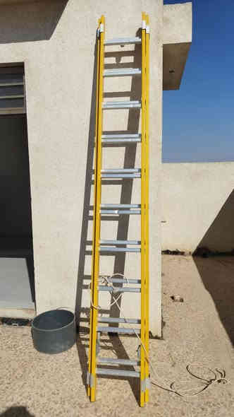 ‎السلام عليكم حادلات عدد٤ درج كهربا اسلايت ٣متر مامستخدم  غربيل عدد٤ زاويه عدد٤   ***********‎ عمارة
