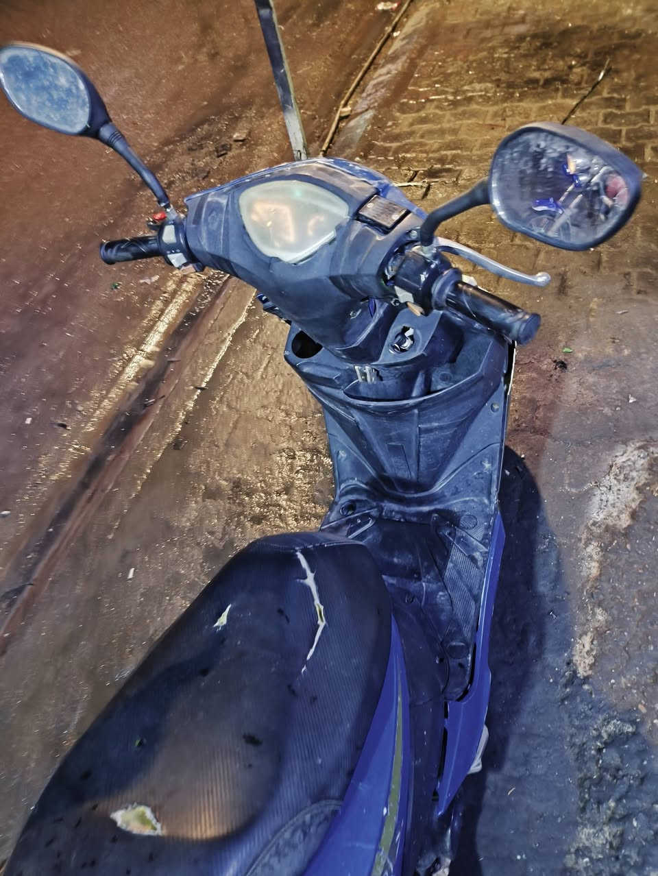 سلام عليكم شباب ماطور ماكس ياباني للبيع بس يرادله دشلي سلف وكفراته شويه تعبانه المكان كركوك حي النصر الشراي يخابر السعر 250  بي مجال شويه ***********
