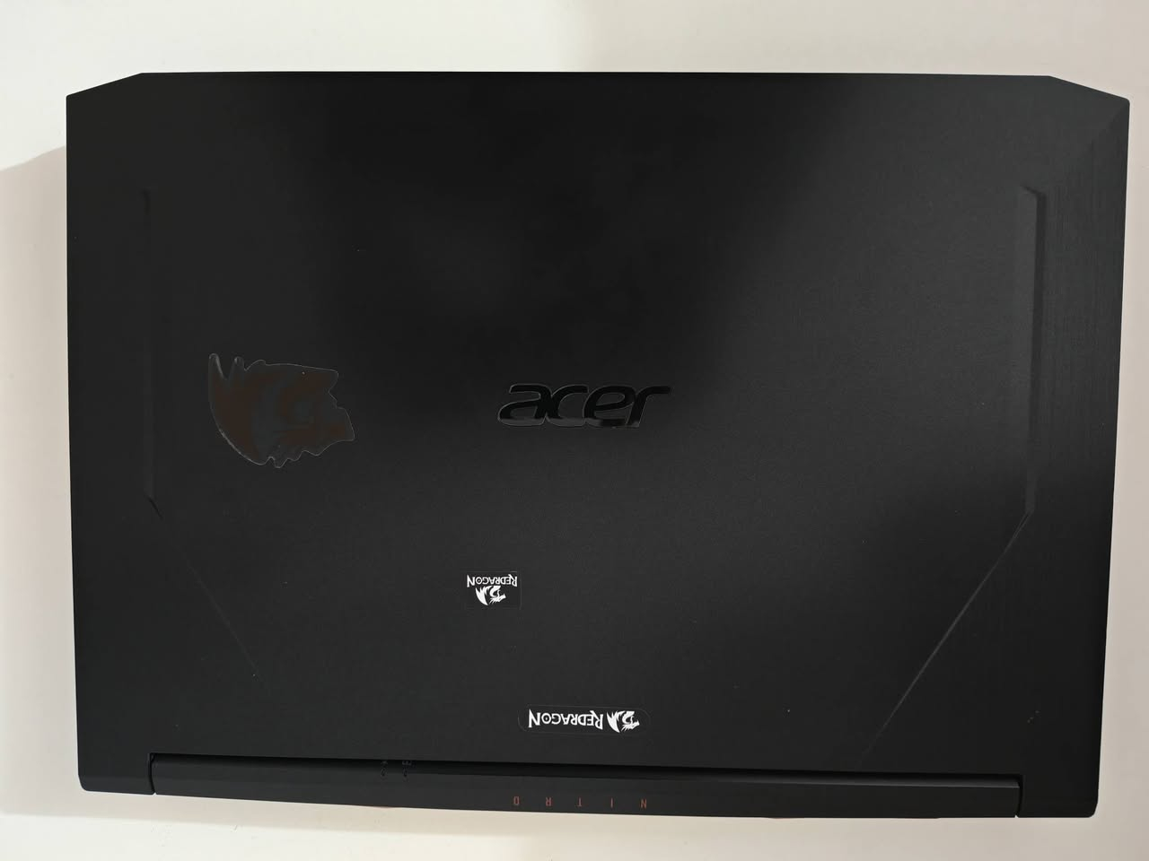 للبيع ب600
Acer nitro 5
Core I5 10300H
RAM 16gb
Gtx1650
Ssd 256.
Hdd 1t
للتواصل ماسنجر او واتساب ***********
