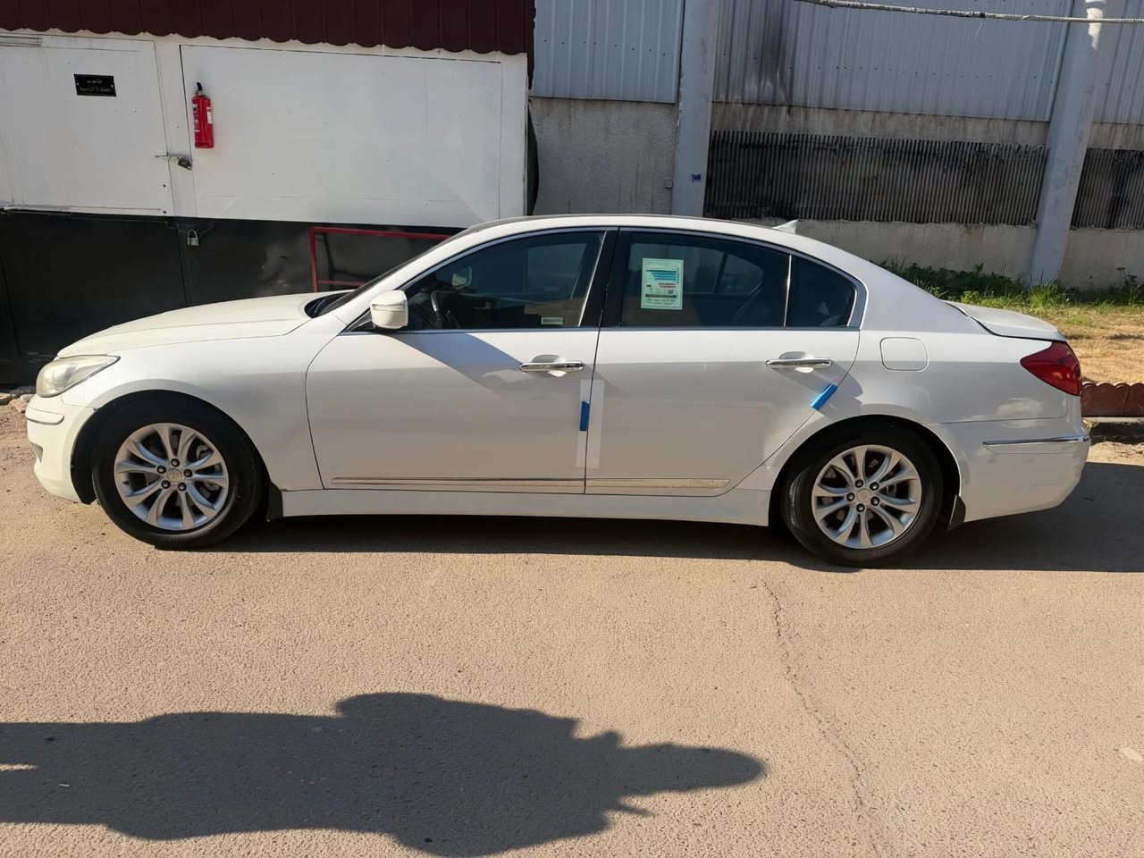 للبيع أو مراوس جنيسيس موديل 13 رويال خليجي فول مواصفات  الرقم اربيل بسمي  السعر 140 $السياره موجوده  الكراده رقم الهاتف ***********
