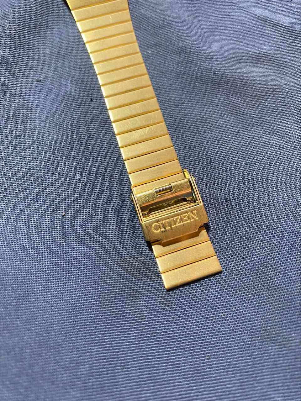 CITIZEN 
🌴🌴
اصلي.
👏👏ياباني 
👈👈👈ذهبي السليمانية, العراق


**إذا كنت صاحب هذا الإعلان وتريد حذفه لأي سبب، رجاءا أرسل رسالة إلى الدعم الفني**