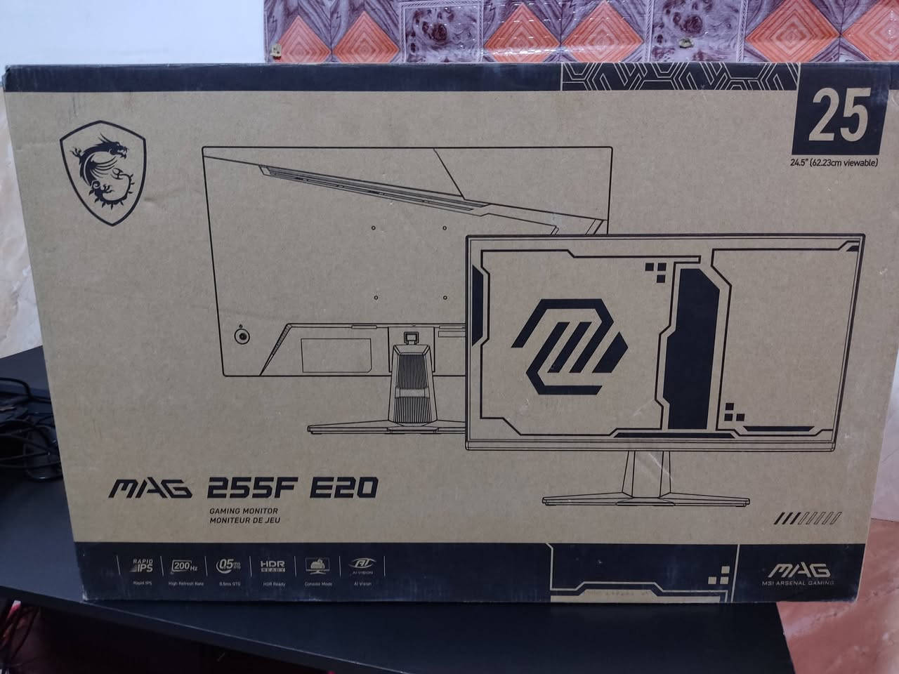 شاشه جيمنج ام اس اي msi حديثه صالي اربع اشهر من خذتها جديده بل جيس استخدام خليل قليل الموصفات موجوده بل كارتونه تواصل على هذه الرقم *********** بي وتساب
