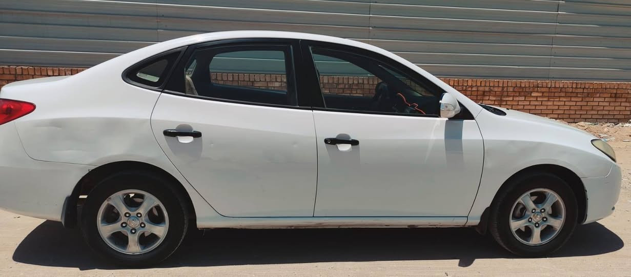 السلام عليكم النترا 2011 ،محرك وكير مكفولة  
رقم اربيل الجديد هزه جديده سنويه ٢٠٢٩
بسمي  اتريد تحويل امداور موجود
السعر١١٠ وبيه مجال بسيط 
سياره بها قطعة  باب  الخلفي مبدلة   أصلي ونفس اللون ، اشاير مري يعني نقص فتحه فقط 
سياره حلوه وخير من الله مال جناي لاتنقيص ولاتبخير على أيدي من الاستلام لليوم
المكان النجف الاشرف
الرقم.***********
رجاء اتصال فقط
اتصل اوبيك خير ودلل.
