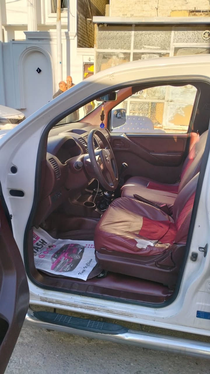 السلام عليكم
نيفارة 2008

شمالية سيارة بسمي 

سيارة

 مكفولة كفالة عامة

مكينة و كير محور مال بيكم تيوتة 

تخم تاير جديد 

سيارة خير من الله سيارة نضيفة خير من الله 

مكان سيارة بغداد حي اور 

‭ 0772 401 3956‬
