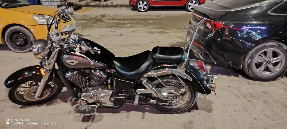 سلام عليكم شادو 400ccكفاله عامة دراجه بدون كمرك فقط مكاتبه /سعر17وبيه مجال  /***********7
