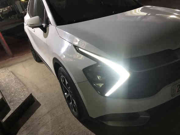 السلام عليكم اخوان عندي كيا سبورتج على وضع الشركة كفالة عامة بسمي ماشية 31 كيلو  مواصفات السبورتج معروفة مكان السيارة بغداد. سعررررررررررر 212  قفل  رقم ***********
