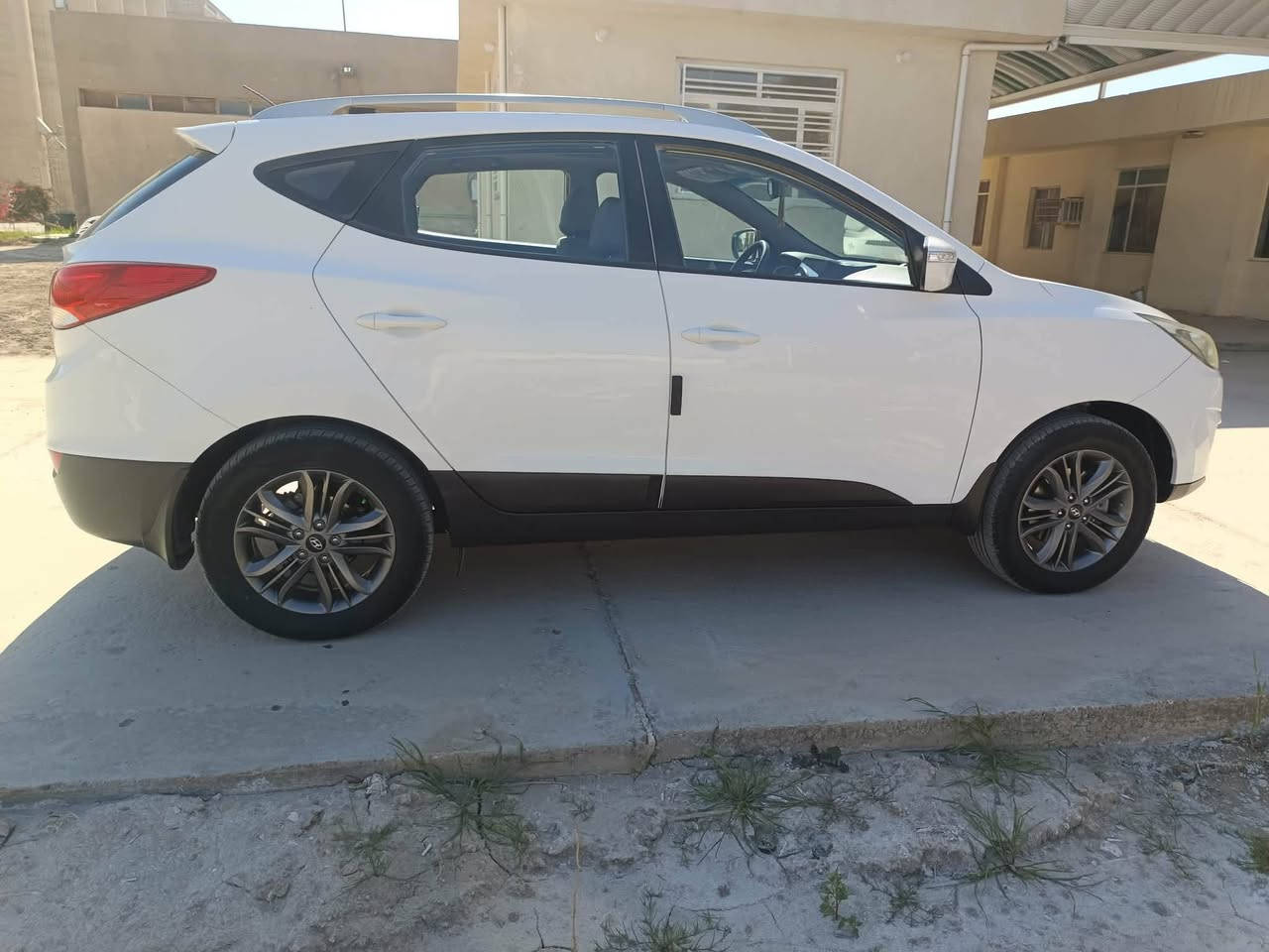 السلام عليكم توسان موديل 2015 خليجي مكفوله من الصبغ والباردة(كفاله عامه)بني راما ترهم مراوس وبيع السعر165 وبيها مجال الاتصال ***********/***********(مكانها الحله)
