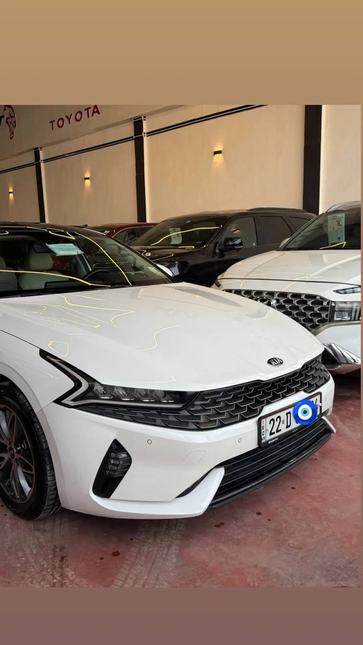 للبيع K5
2021 
خليجي 
فول مواصفات 
ماشيه 114 
بابين صبغ بدون دواخل 
السياره حيل نضيفه 
السعر والاستفسار الاتصال 
***********
***********
