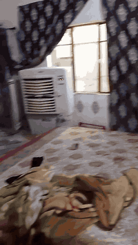 بيت البيع مساحه 100م وجهه 5 نزال 20
فرع ثاني عن شارع العام من جهه مدرسة السرايا كل تفاصيل في فيديو سعر 30وبي مجال سكف سندويش شراء يتصل ***********
