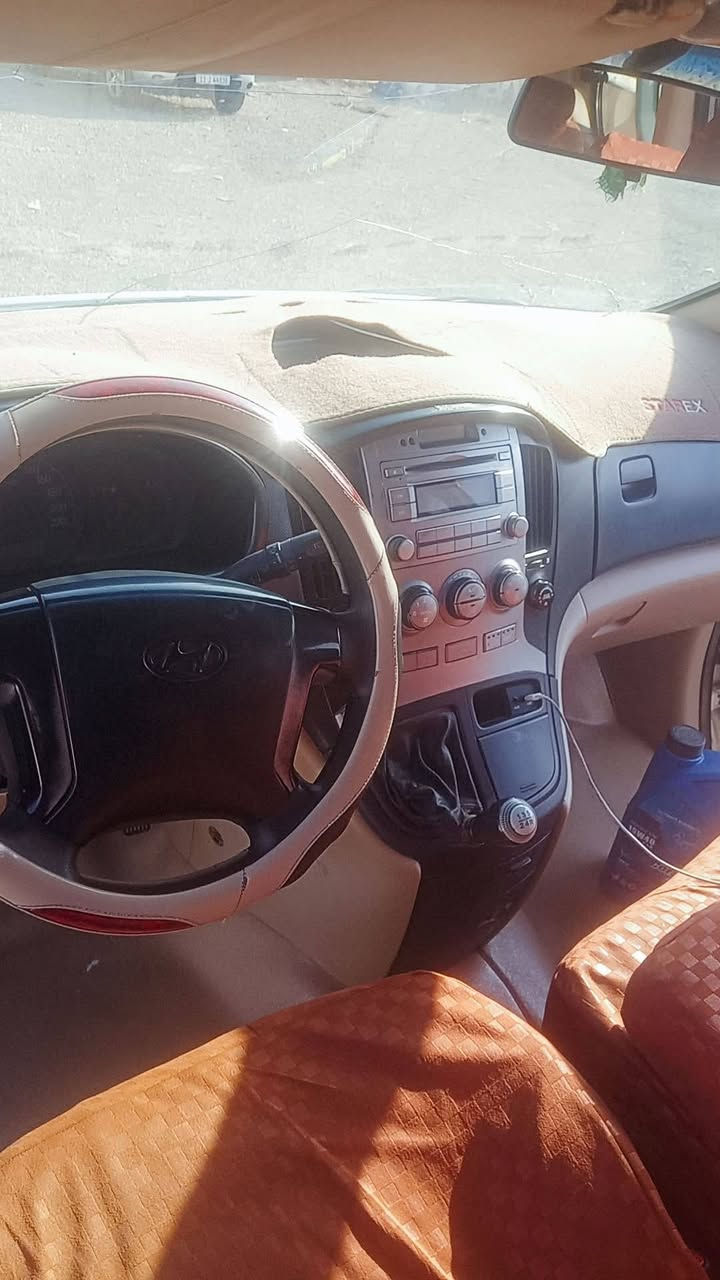سلام عليكم  ستراكس مديل 9 كفاله عامه بس قبق الجنطه مفتوح وراجع نفسيته مكان السياره نجف ***********
