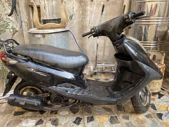 بريز للبيع شغاله سلف هندر كهربائيات شلعه قويه بس بيها صوت لو كلجات لو اكسل  بغداد الحبيبيه السعر 400
***********
