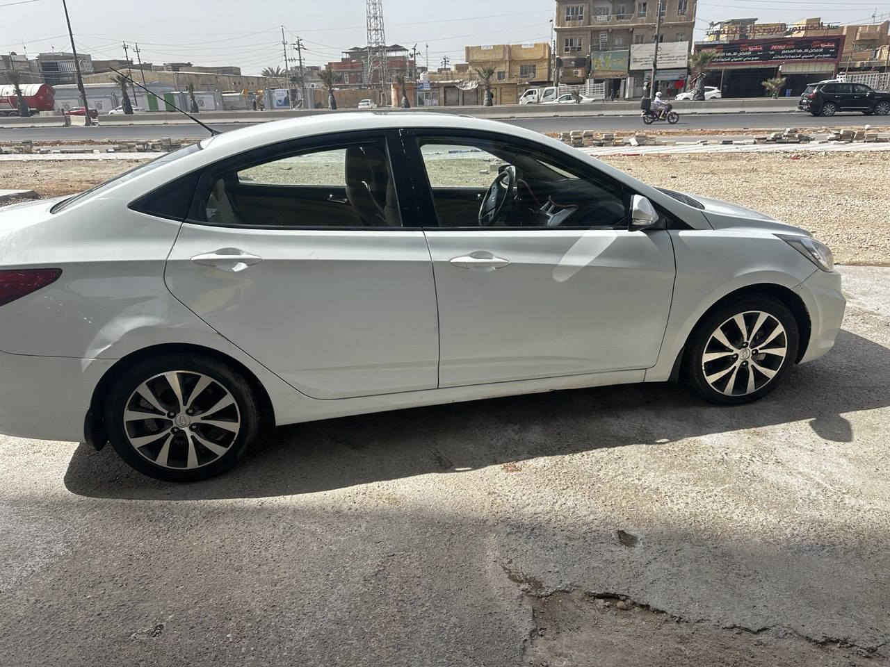 سلام عليكم
اكسنت للبيع  ١٥ خليجي فول مواصفات بيها تبديل جاملغ  وتصليح بالباب ،صبغ الدوسات  ماشية ٩١  
***********
