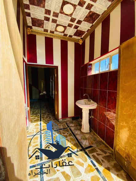 ( اللهم صل على محمد وآل محمد )

بيت للبيع 
————————
المساحة / 250 متر
شارع تجاري 
——————————————
الموقع / الخضراء  قرب صيدلية جواد 
——————————————
تفاصيل / طابقين 5 غرف نوم 
 الاطابق الاول / مطبخ +هول +ديوانية + 
غرف نوم عدد (2) + صحيات داخلية و خاريجة
الطابق الثاني / غرف نوم (3) من ضمنهن وحدة سويت
السطح شتايكر 
——————————————
للاستفسار الاتصال 
ابو ندى ***********
ابو كيان ***********
#مكتب_عقارات_الخضراء

📍 #العنوان_الخضراء  📌 مقابل #لحوم الثرثار
