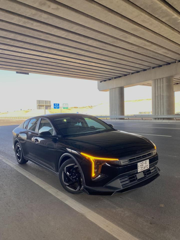 السلام عليكم
Kia K4 2025

محرك دوش 2000 مواصفات Ex 

رادارات 360 درجة توقف ذاتي امامي و خلفي 

قيادة ذاتية حفاظ على المسار 

نقاط عمياء 

شاحن لاسلكي 

تبريد قطعتين 

انارات داخلية 

تدفئة مقاعد و ستيرن 

تشغيل عن بعد 

مودات قيادة 

هاند بريك بصمة 

تحكم كامل بالاستيرن 

وباقي هواي مواصفات … 

حادث السيارة / 

صندوق صبغ فقط وبالصور موضح 

غير هذا السيارة حتى تعديل بارد مابيها 
بدون ايرباك  وحتى بدون رصعات ، ماشية 18 الف ميل 

رقم السيارة اربيل ومكانها اربيل تحويل مباشر 

سعر السيارة 178 ورقة وبيها مجال ان شاء الله

وهذا رقمي موجود واتساب 

***********
