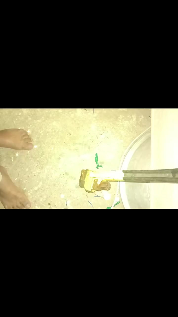 السلام عليكم فقاسه فلين تفقيسه خير من الله تلزم 85بيضه واكثر  سعر 80الف  للستفسار ***********
