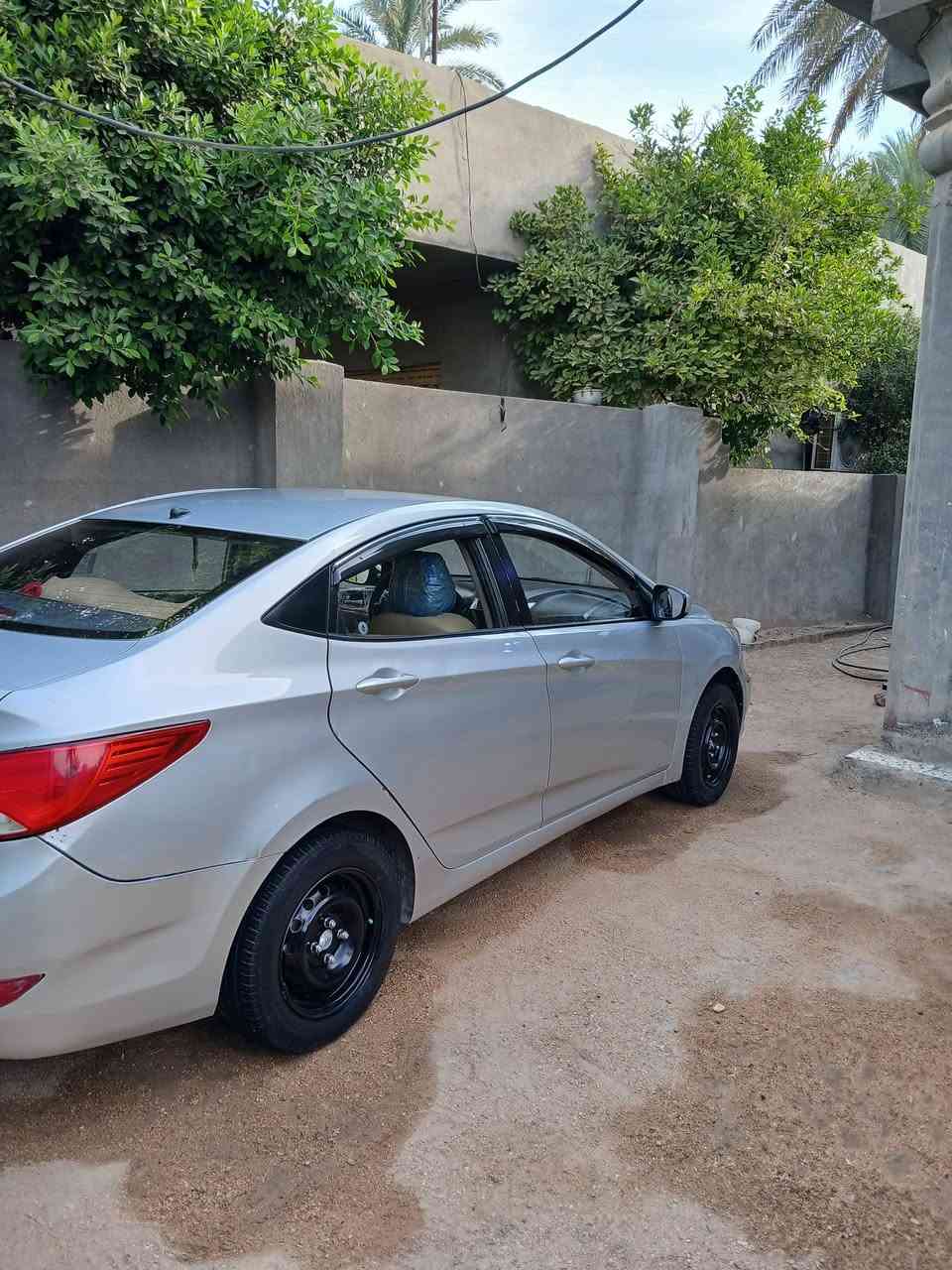 سلام عليكم. اكسنت. 2016. خليجي. مكينه. 1400. بيهه 4 قطع صبغ. سونار بل منشور. جاهزه مكينه كير تبريد حداديه. رقم بابل الدولي. السعر 72$مكان السياره كربلاء. للاتصال. ***********
